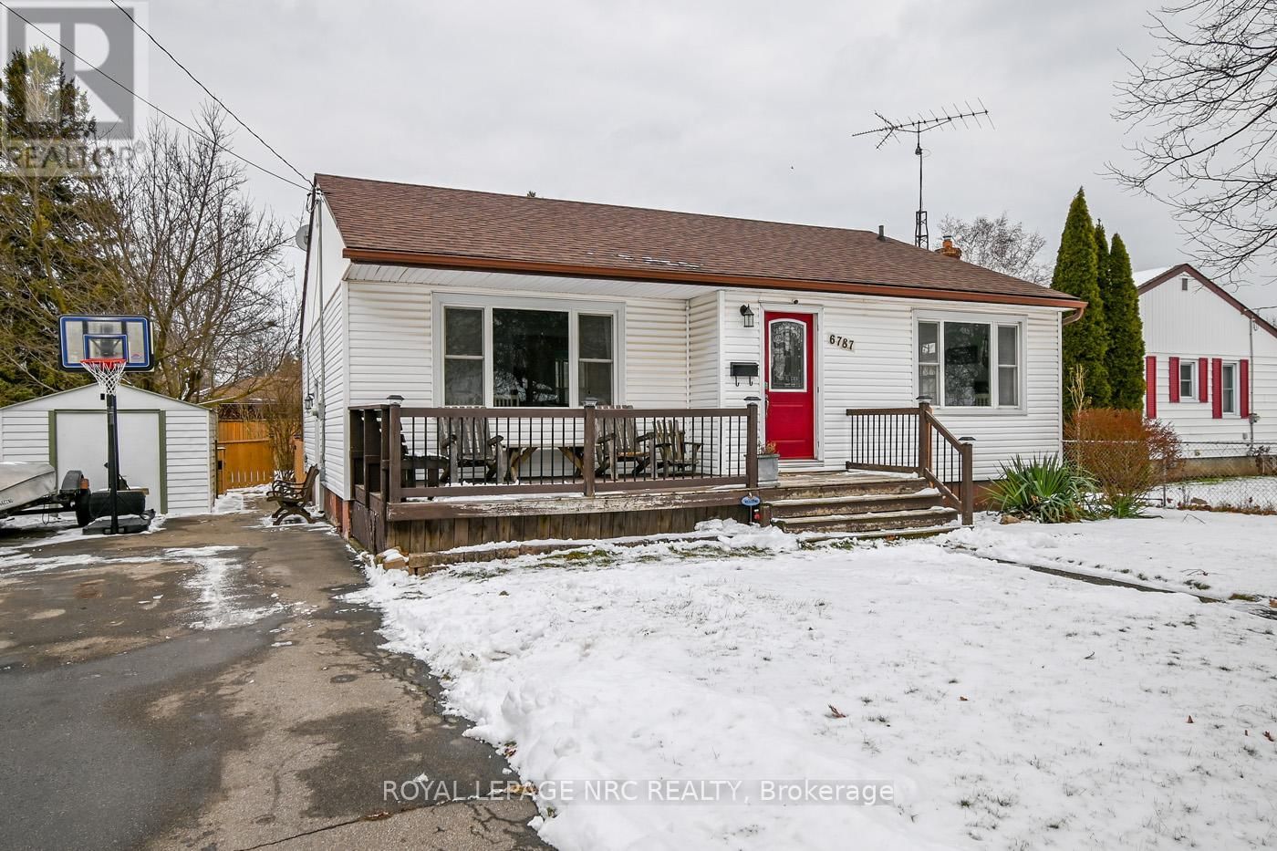 6787 RUSSELL STREET Image 1