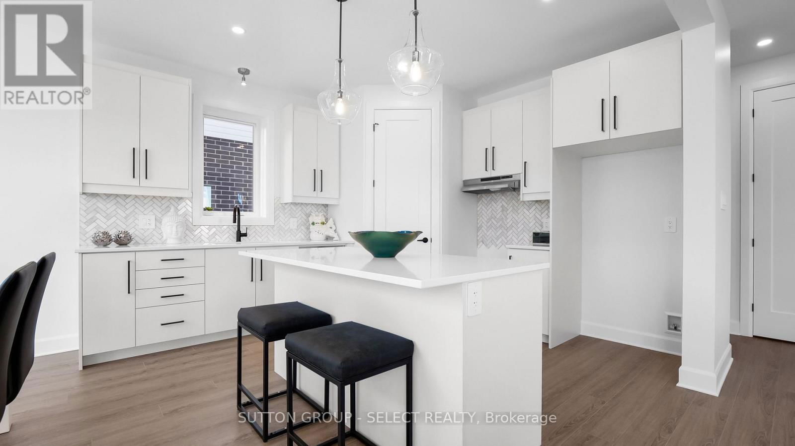 44 LUCAS ROAD Image 11