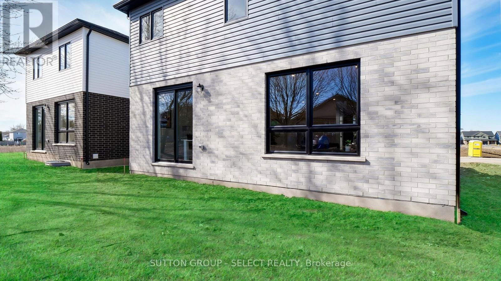 44 LUCAS ROAD Image 36