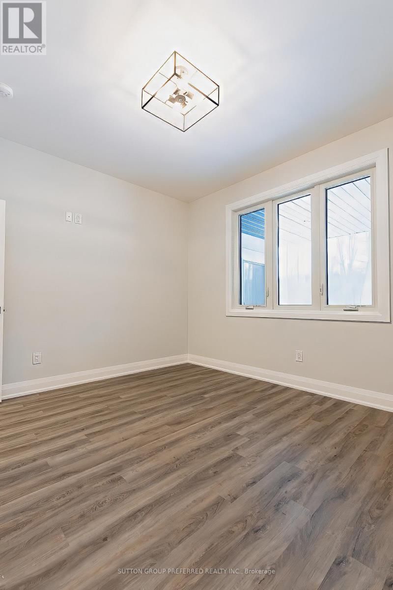 16 - 175 GLENGARIFF DRIVE Image 15