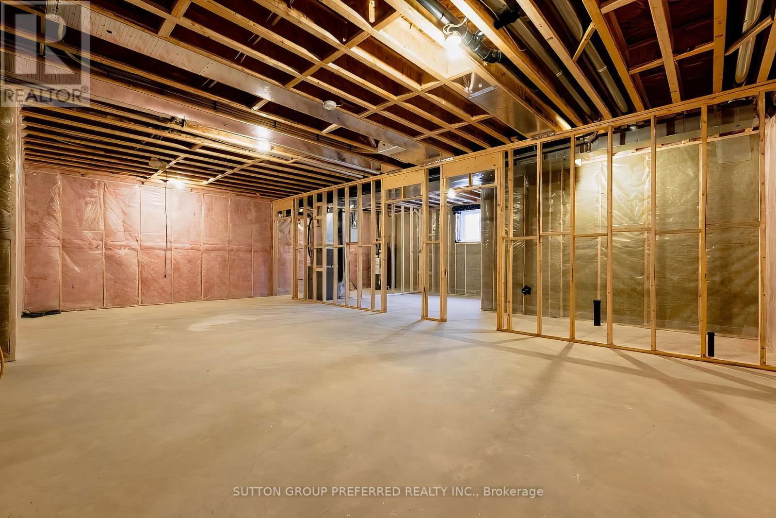 16 - 175 GLENGARIFF DRIVE Image 16