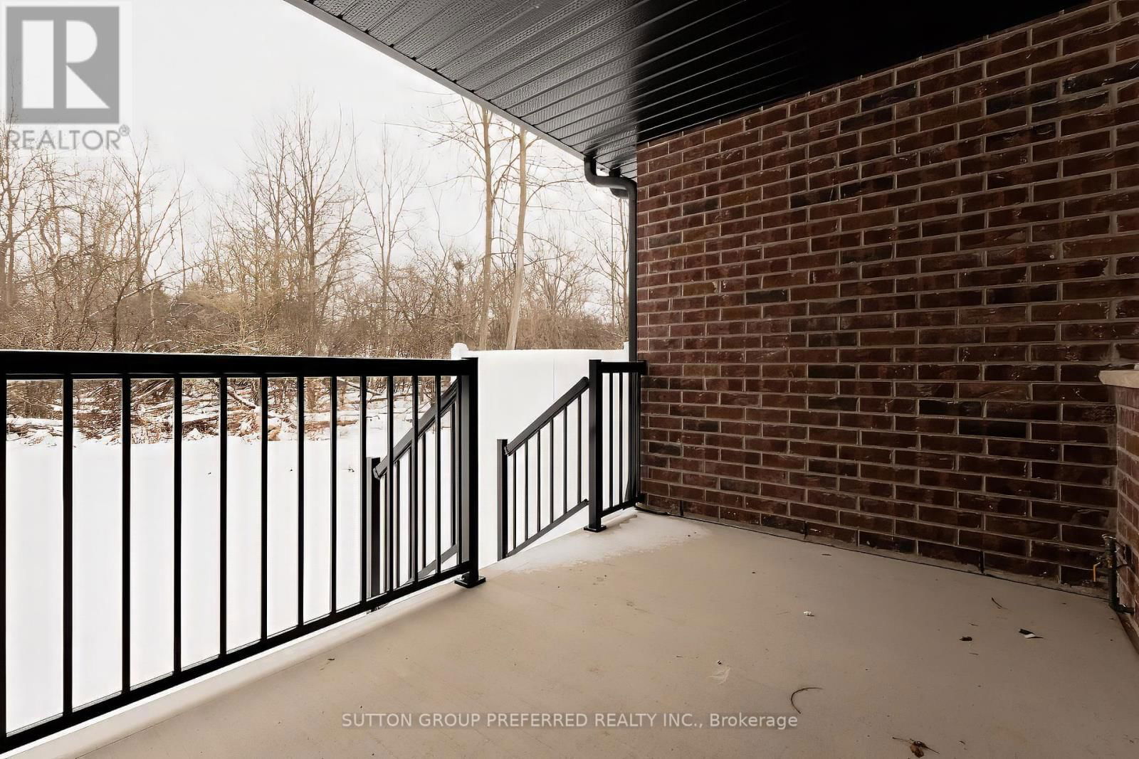 16 - 175 GLENGARIFF DRIVE Image 17
