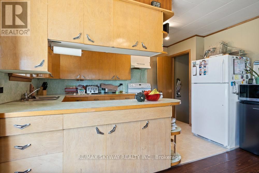 1700 HIGHWAY 59 Image 23