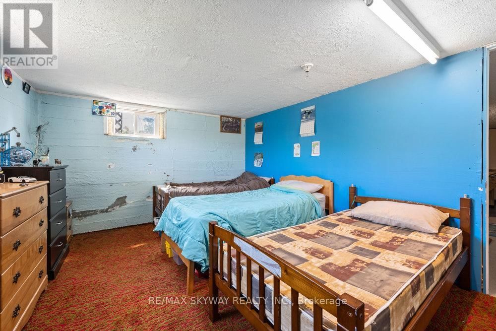 1700 HIGHWAY 59 Image 32
