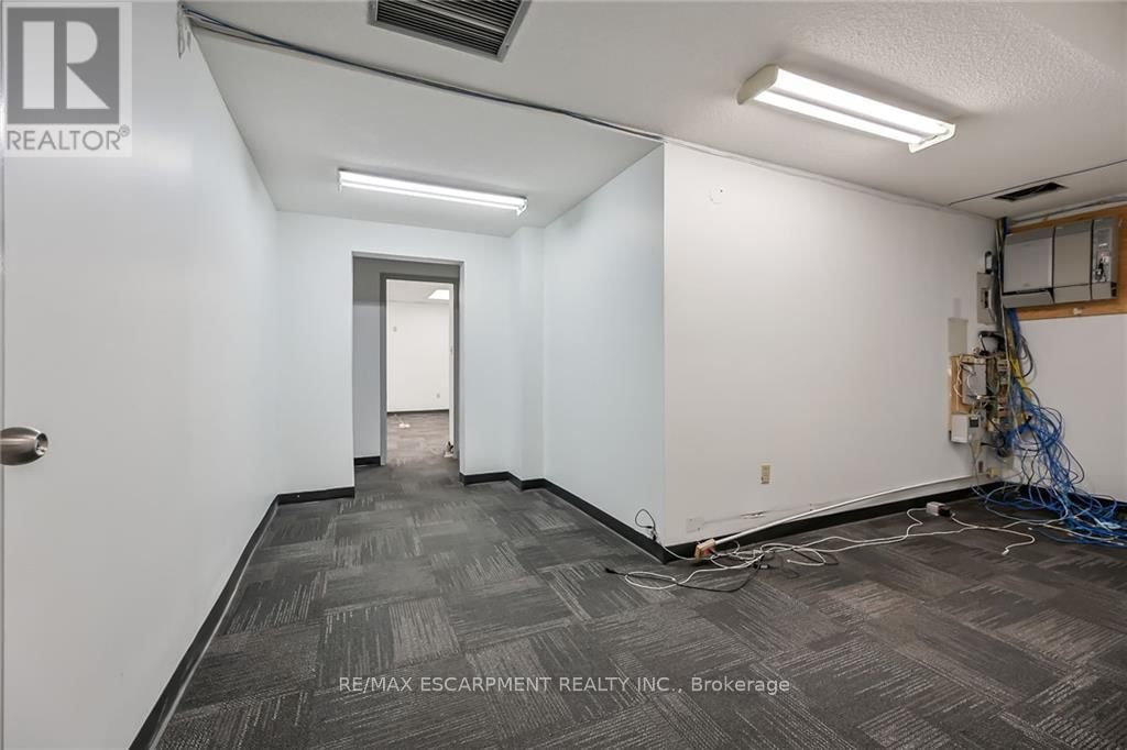 54 CENTENNIAL PARKWAY NORTH Image 16