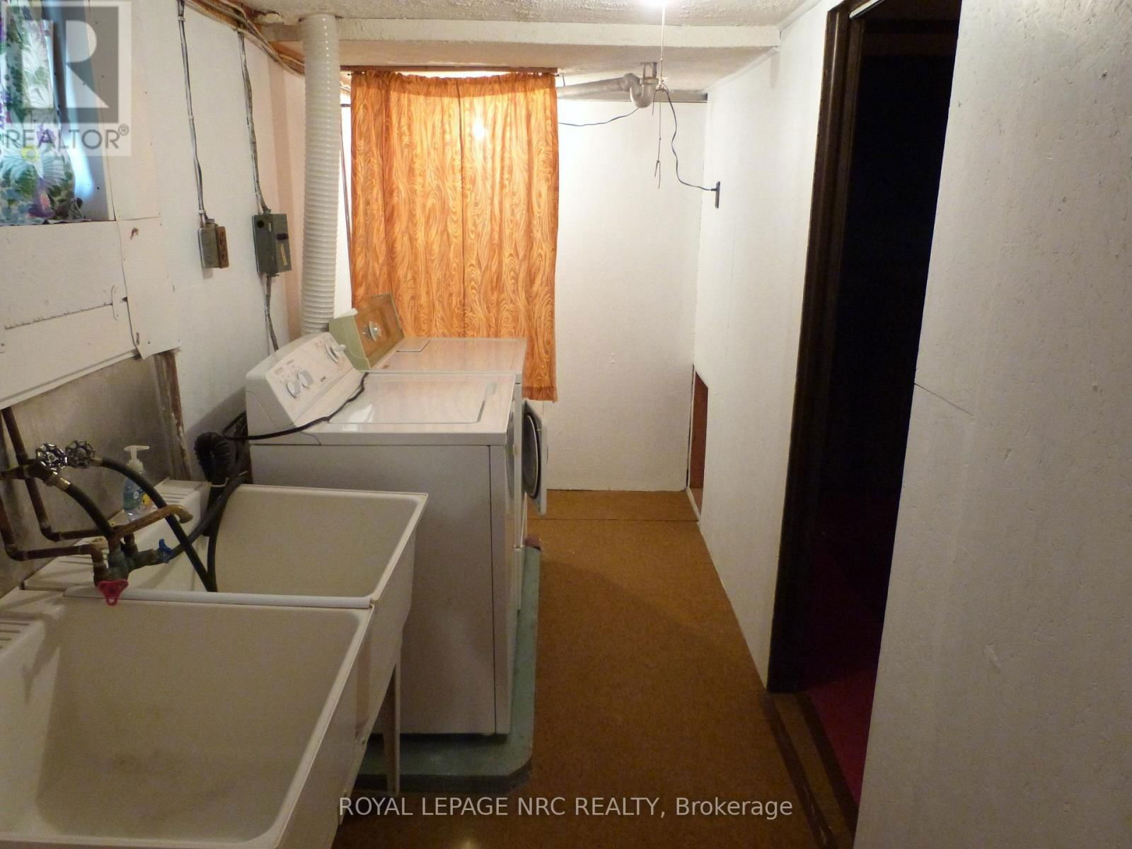 5952 DORCHESTER ROAD Image 21