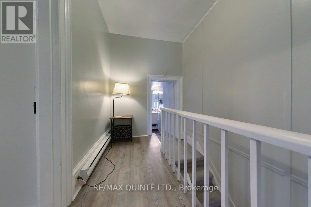 15 1/2 FORIN STREET Image 6