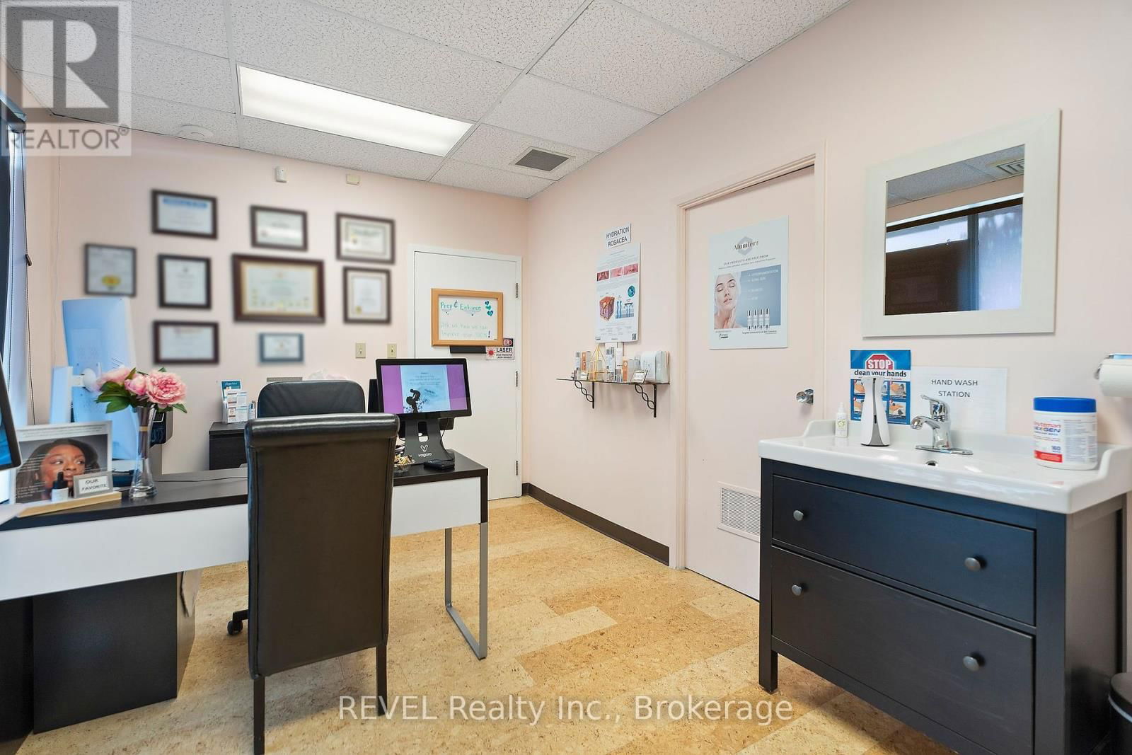 100B - 36 HISCOTT STREET Image 8