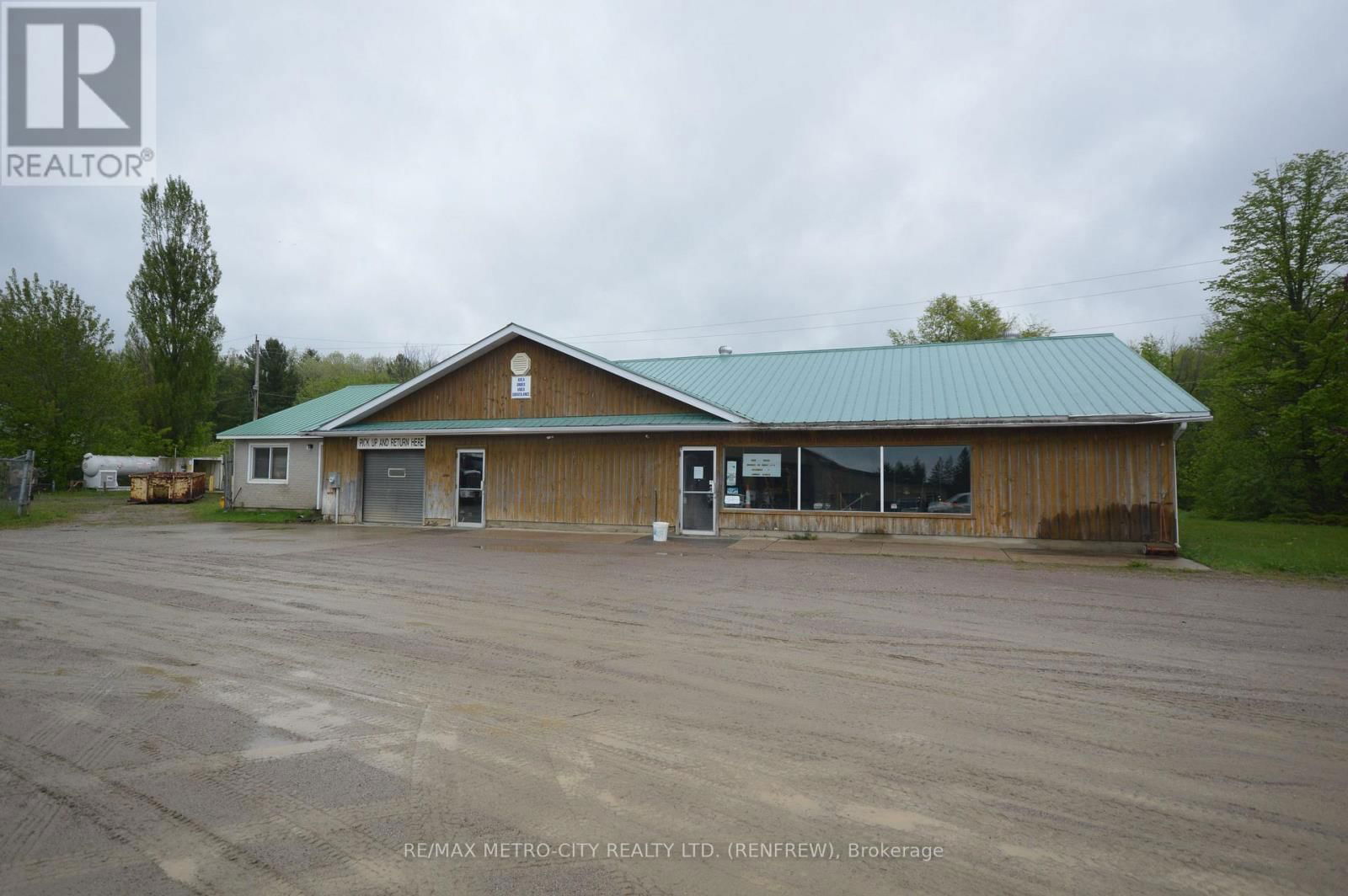 997 GILLAN ROAD Image 1