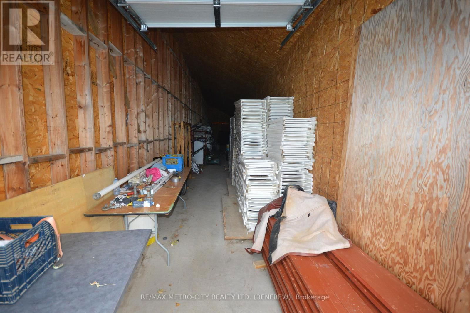 997 GILLAN ROAD Image 18
