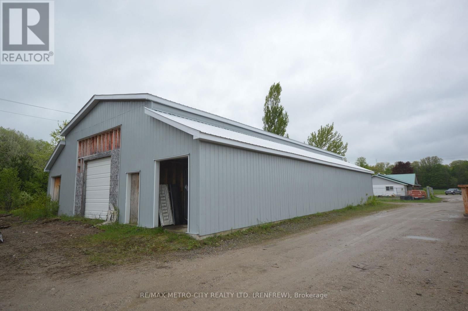 997 GILLAN ROAD Image 20