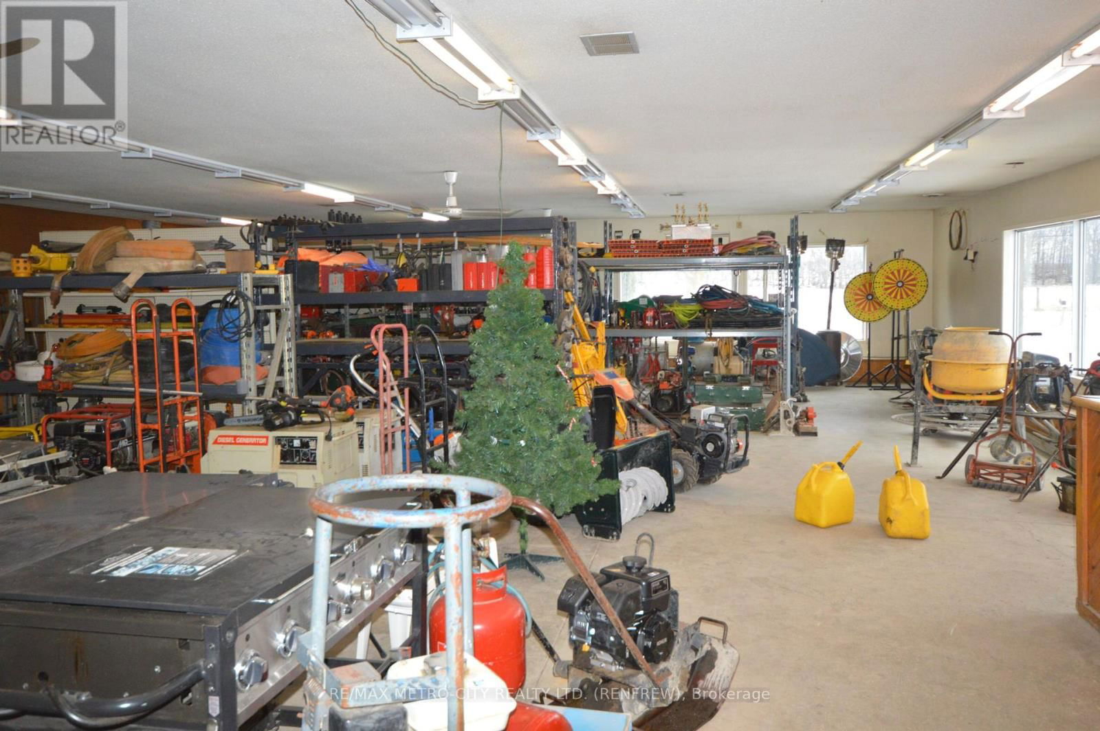 997 GILLAN ROAD Image 4