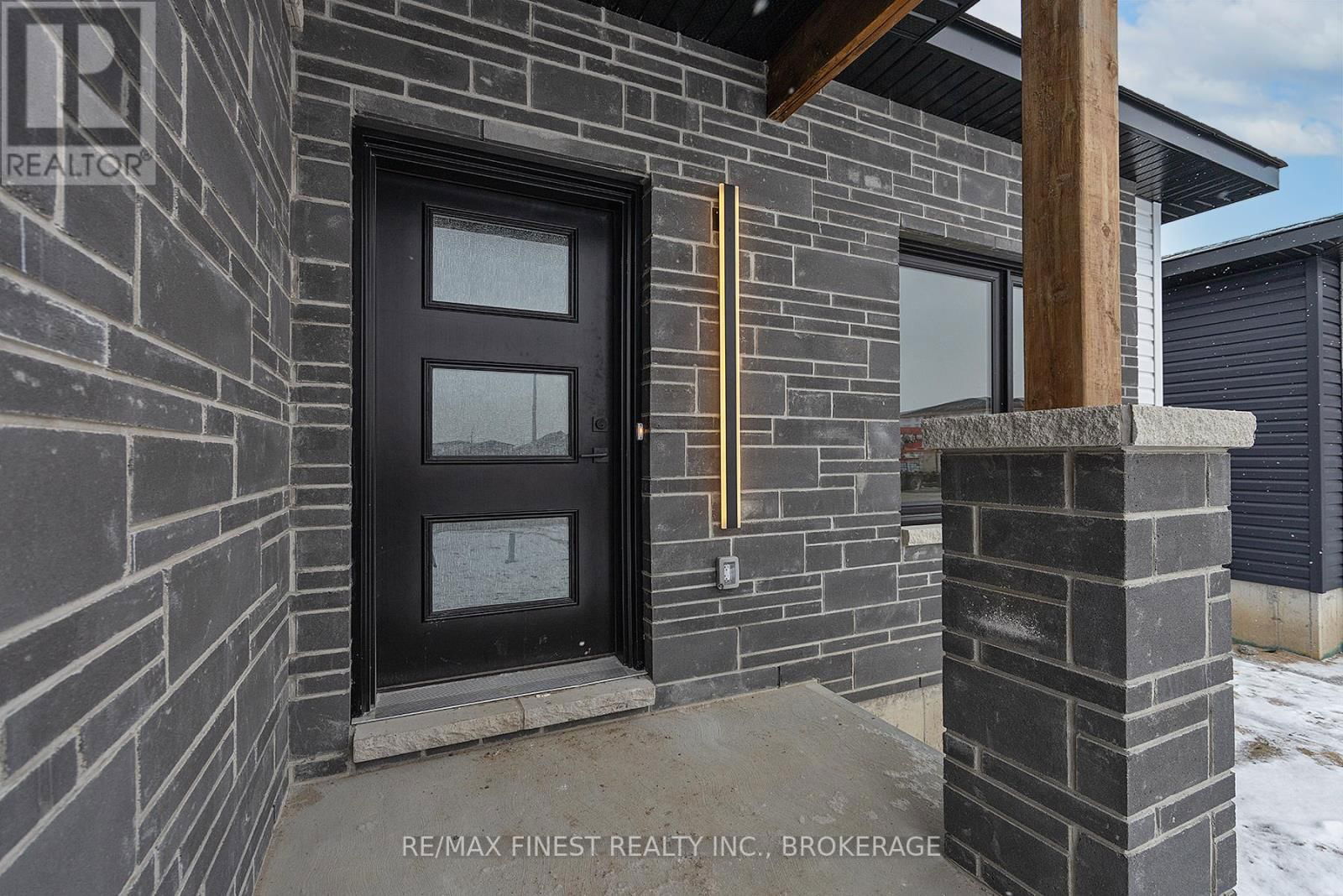 161 CREIGHTON DRIVE Image 2