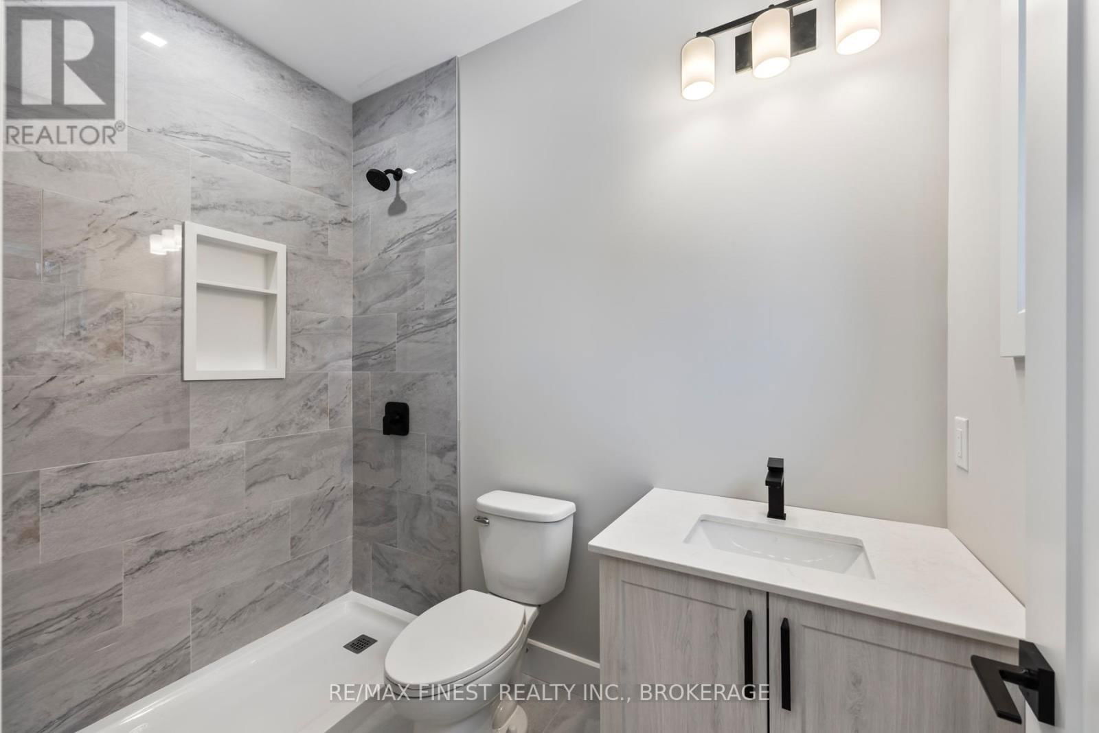 161 CREIGHTON DRIVE Image 21
