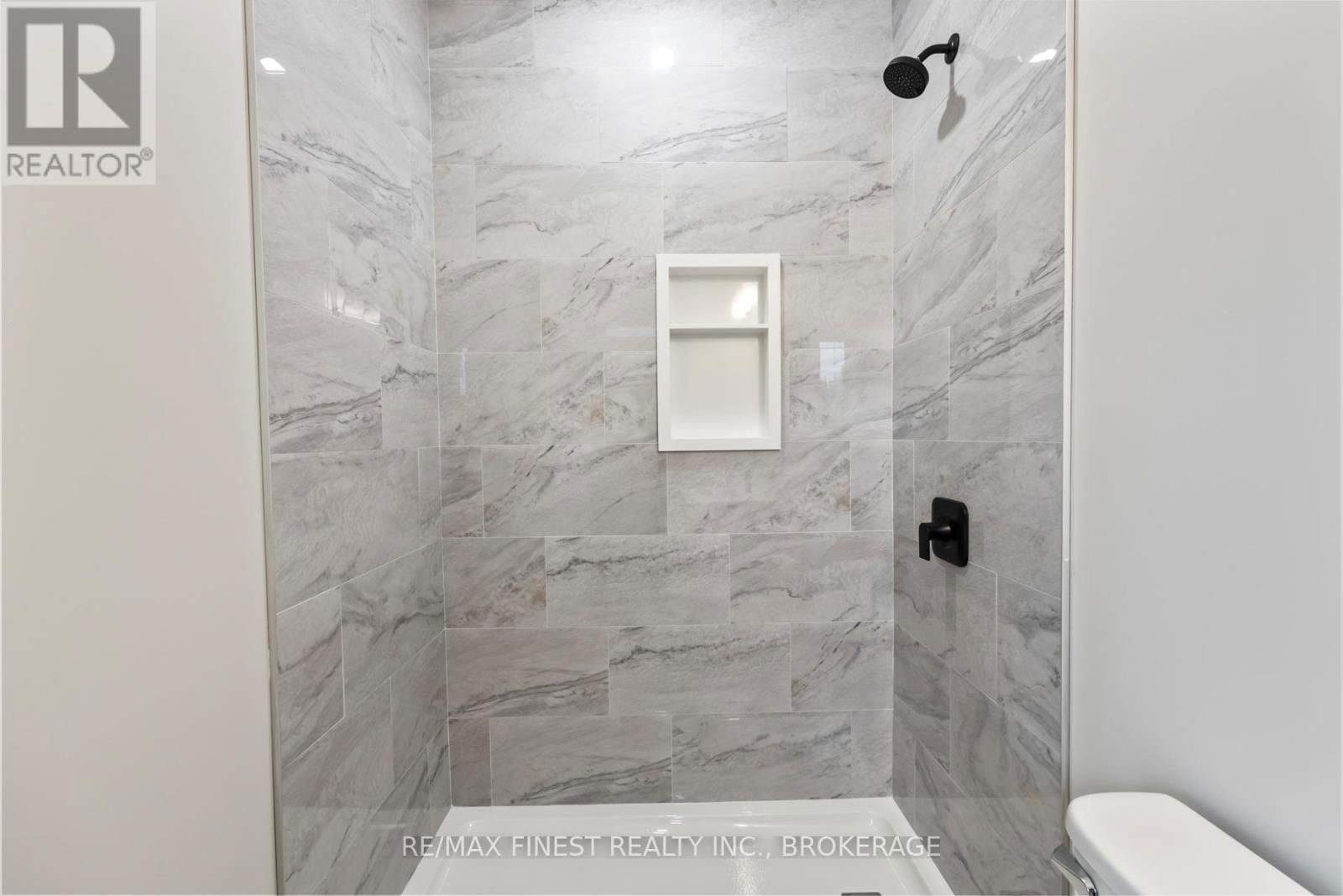 161 CREIGHTON DRIVE Image 22
