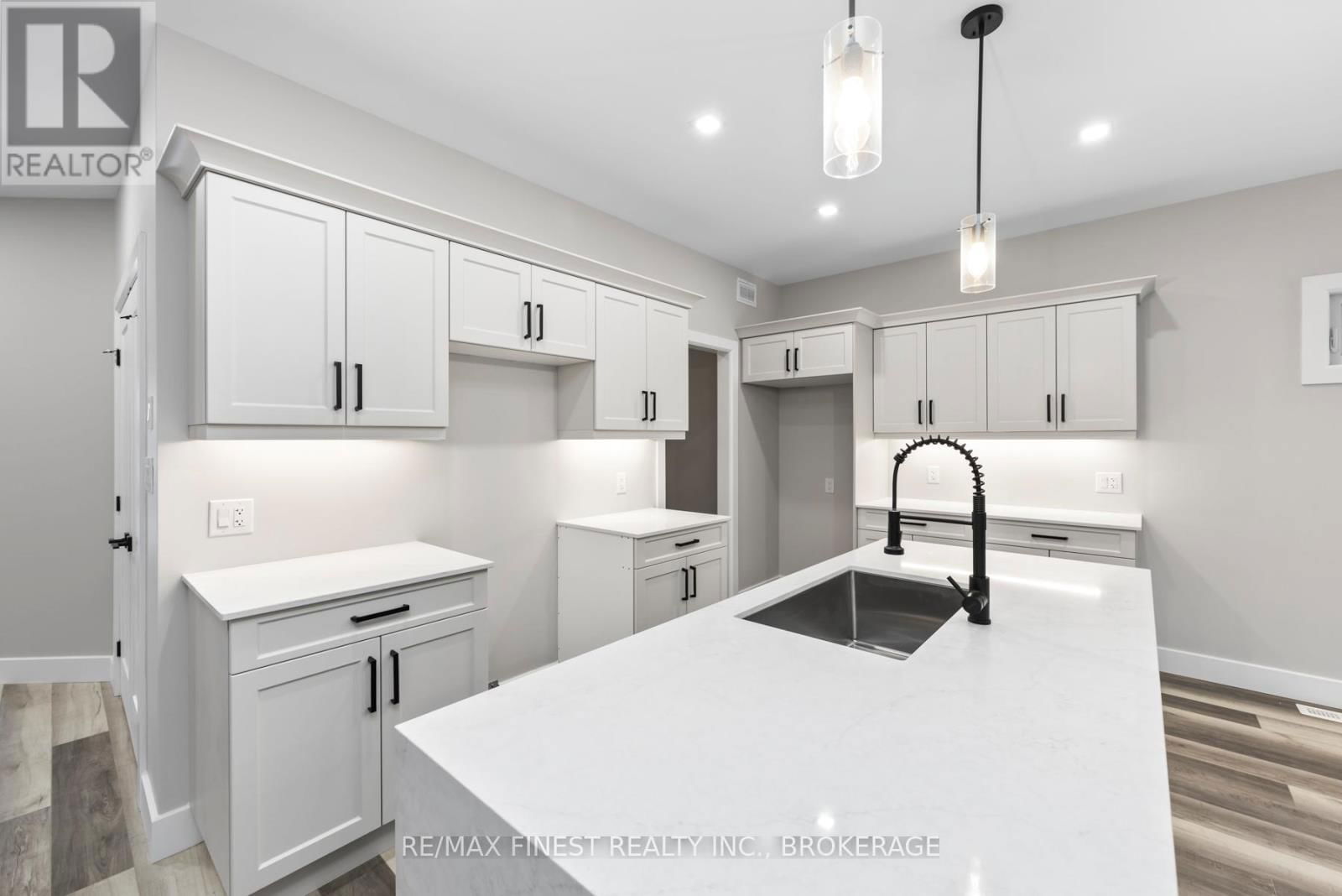 161 CREIGHTON DRIVE Image 8