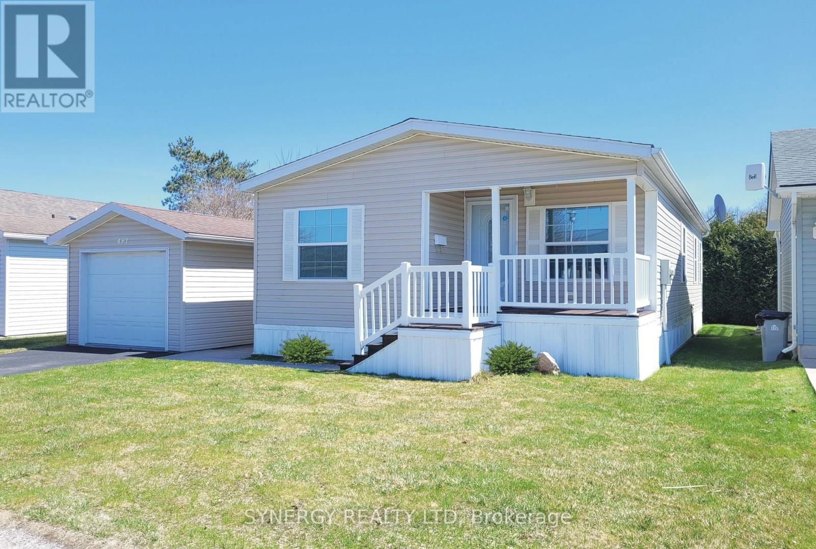 461 RICHARD CRESCENT Image 1