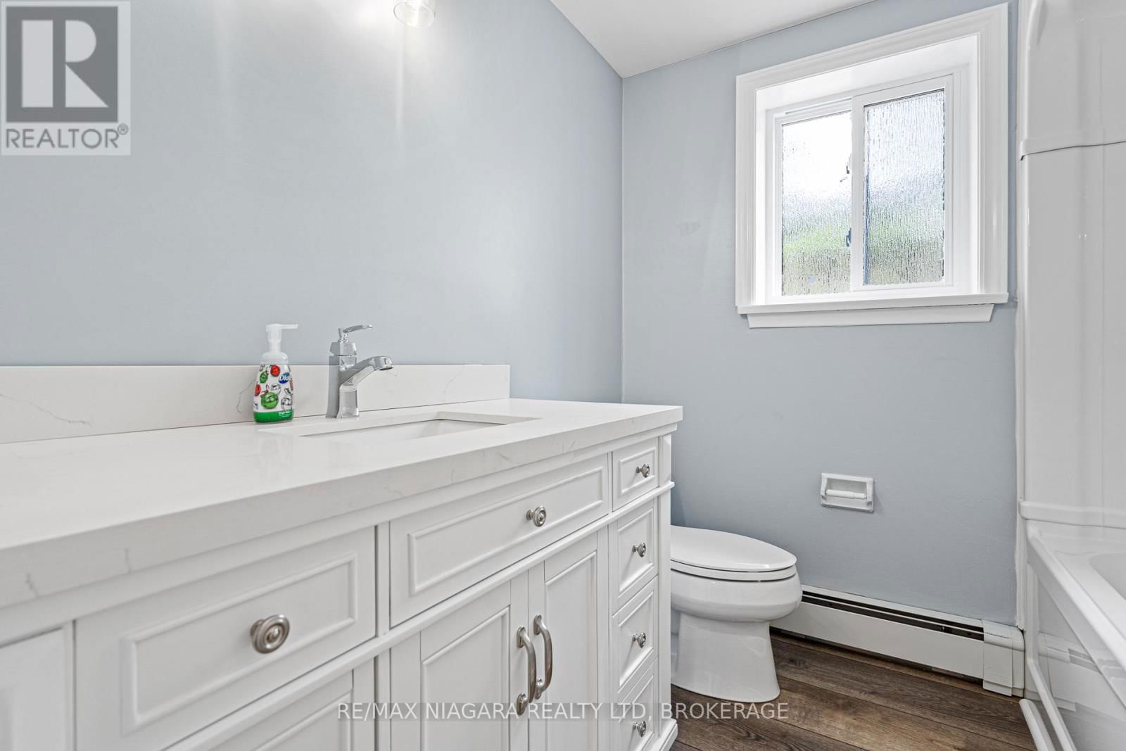 41 CARLETON STREET SOUTH Image 7