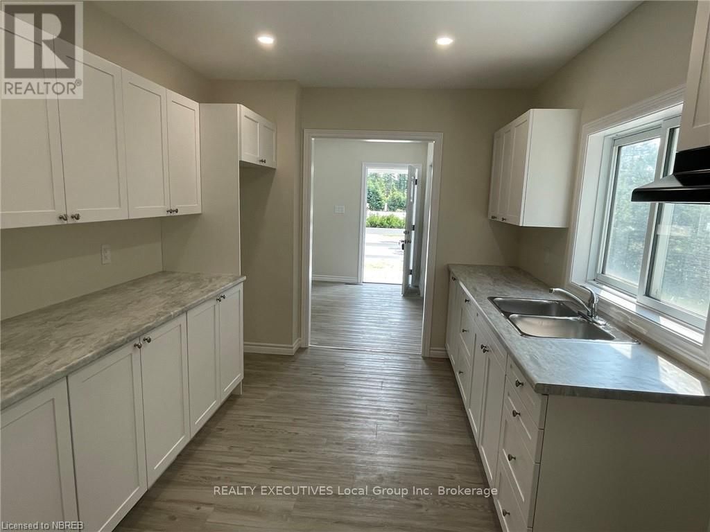 4319 HIGHWAY 11 NORTH Image 8