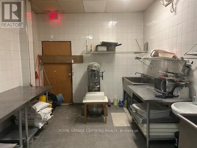 287 KING STREET E Image 17