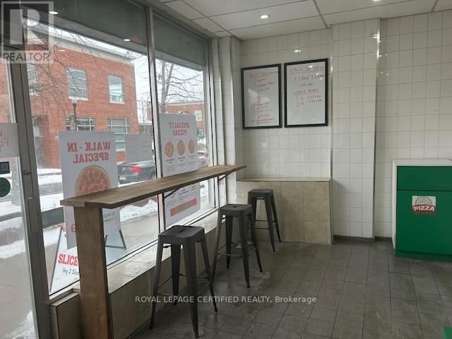 287 KING STREET E Image 6