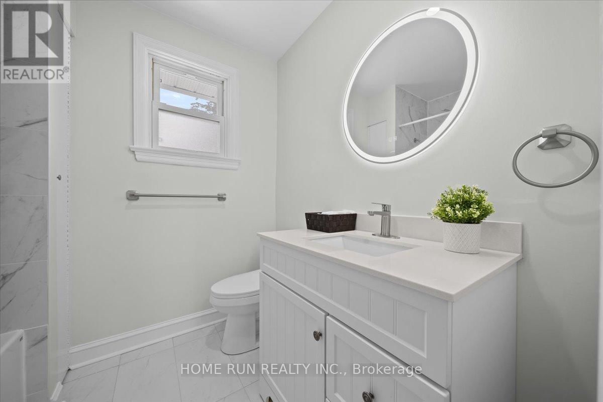 841 IROQUOIS ROAD Image 13