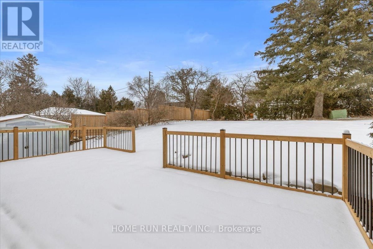 841 IROQUOIS ROAD Image 15
