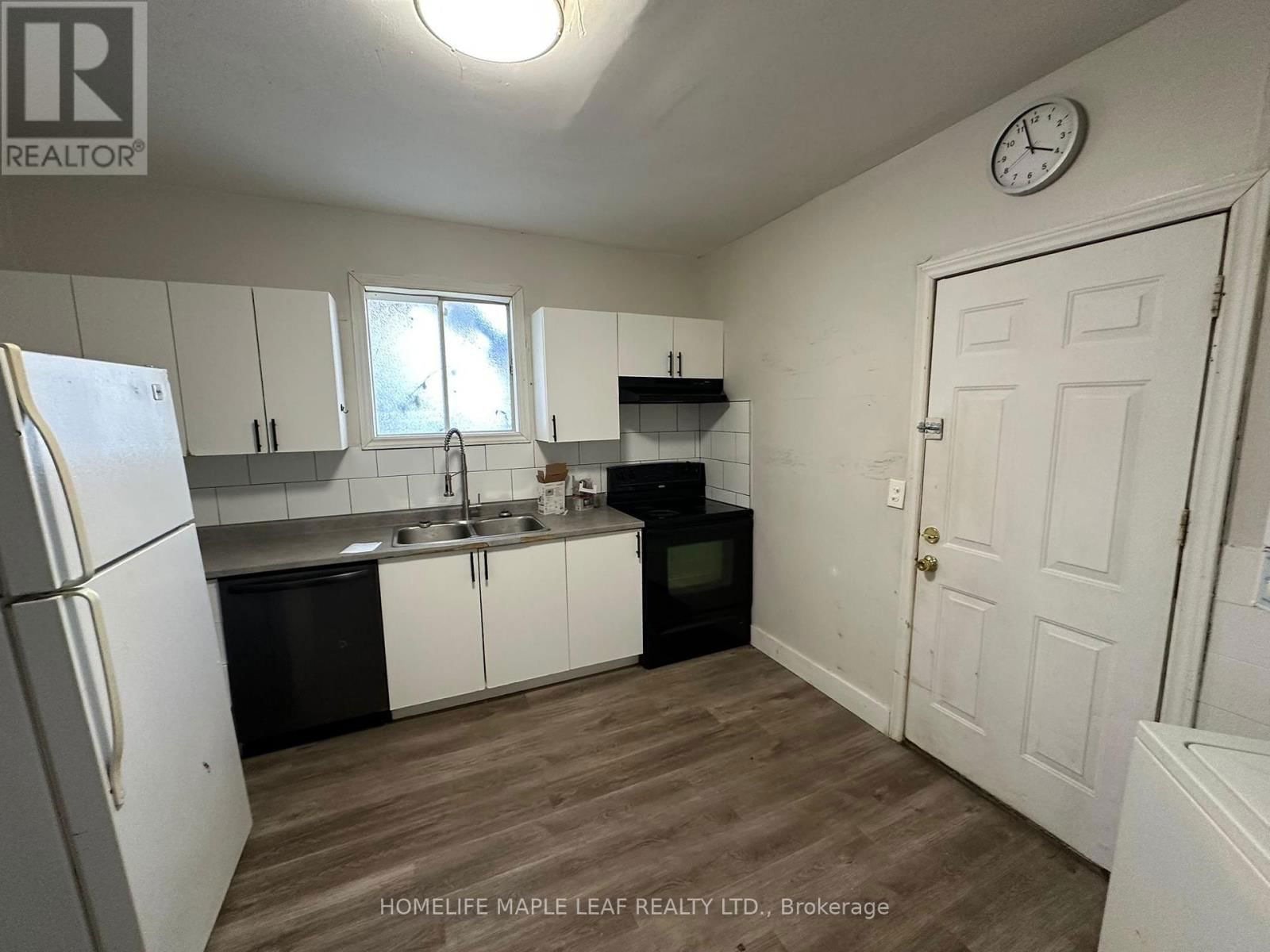 570 BRUCE AVENUE Image 4