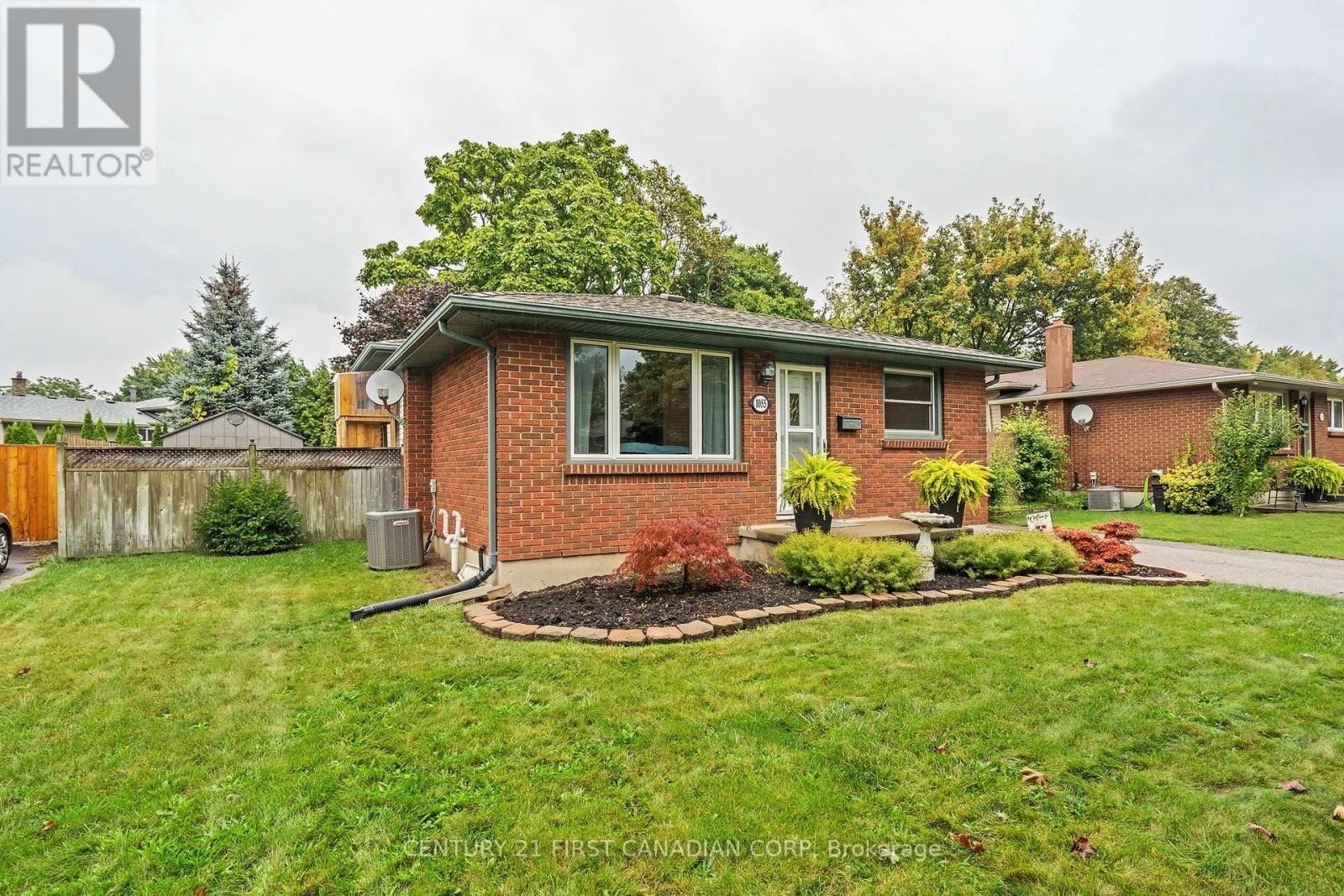 1055 OSGOODE DRIVE Image 11