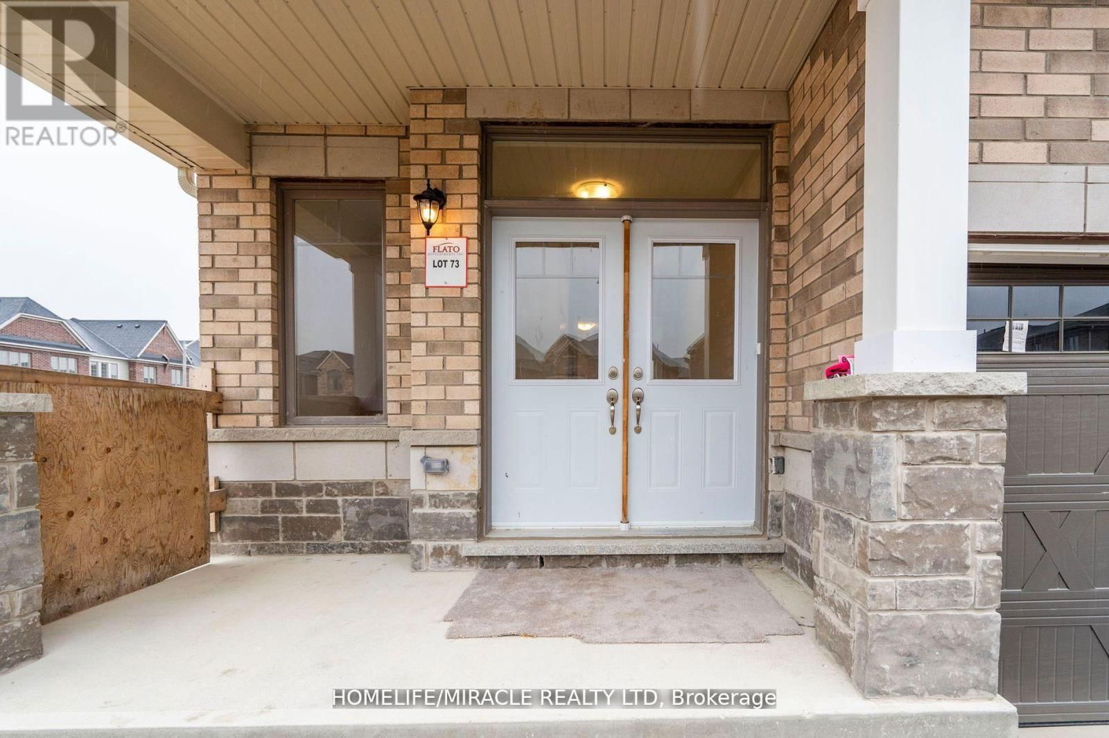 30 DOC LOUGHEED AVENUE Image 4