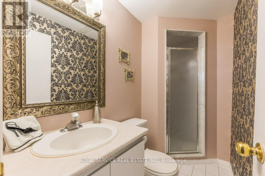 1020 FRASER COURT Image 37