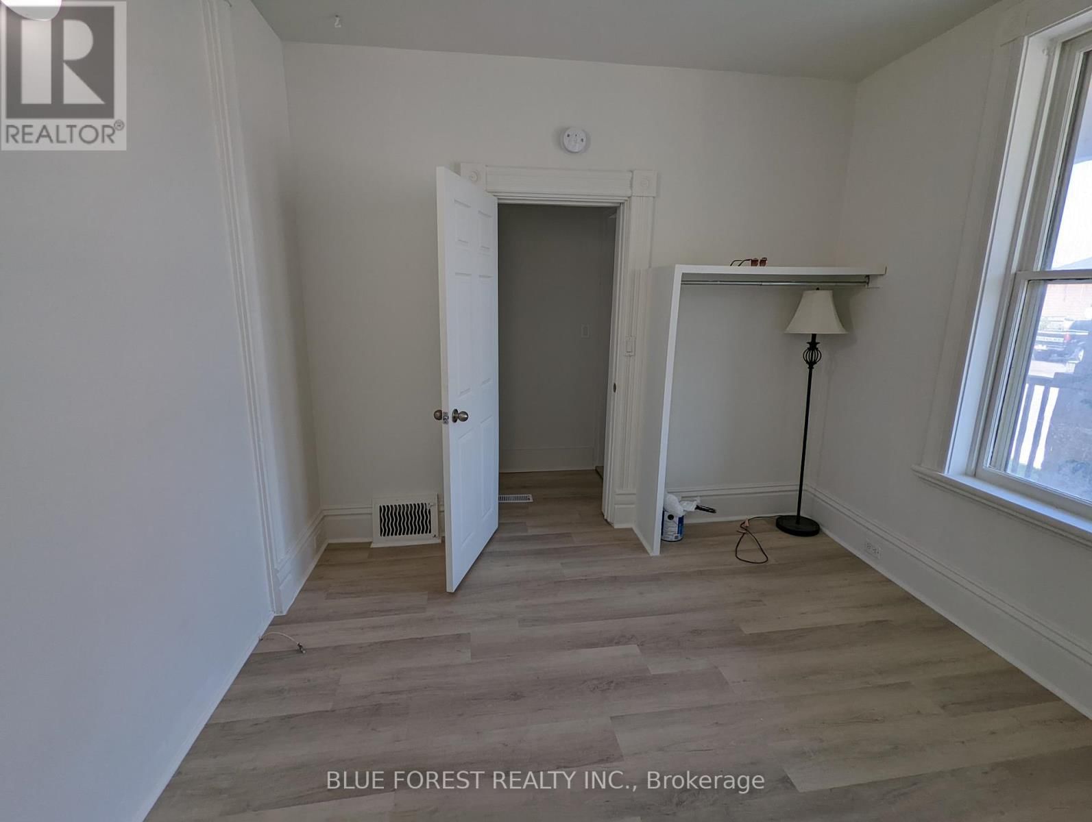 20 BAY STREET Image 15