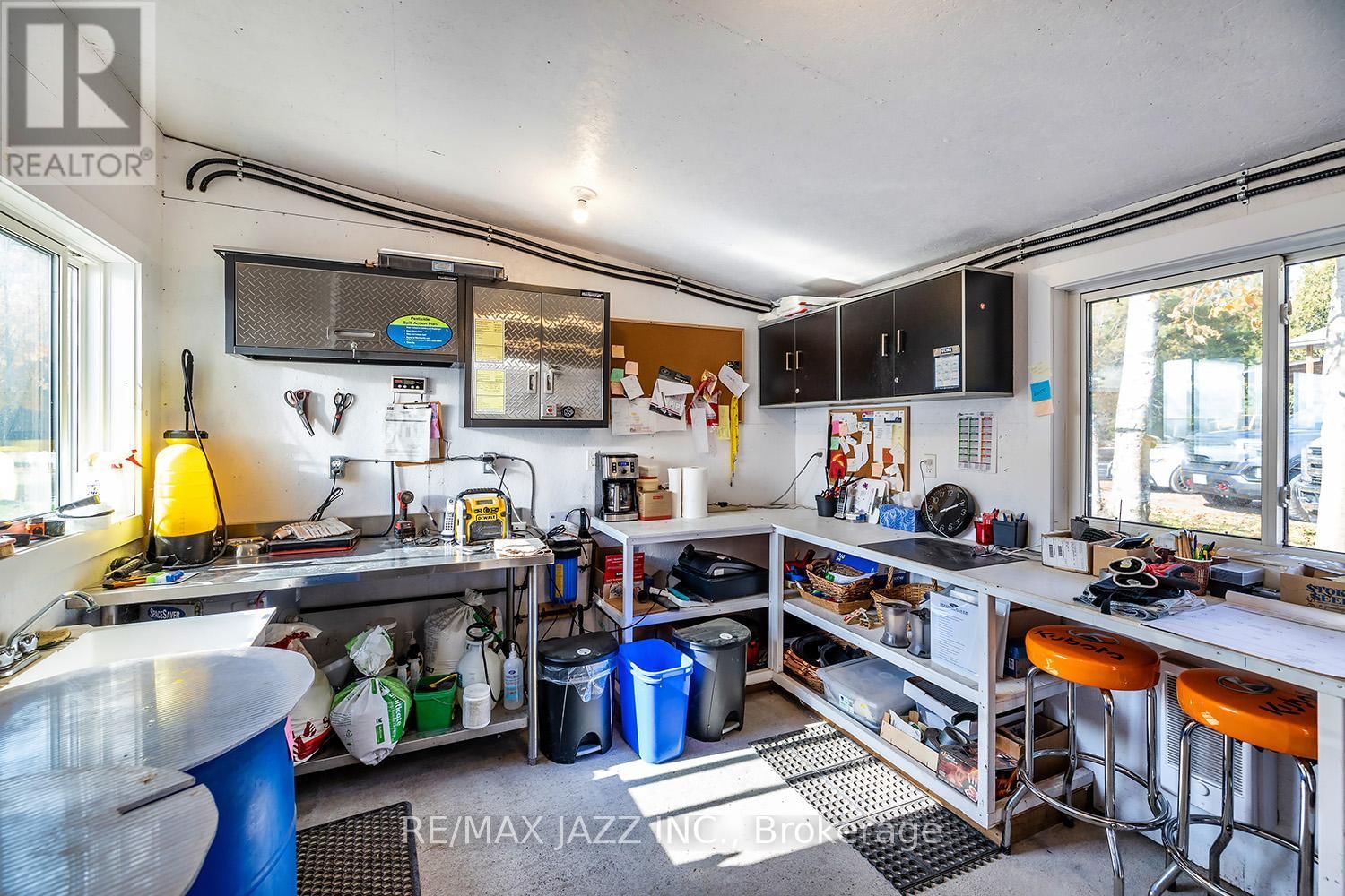 19 LEDGE ROAD Image 16