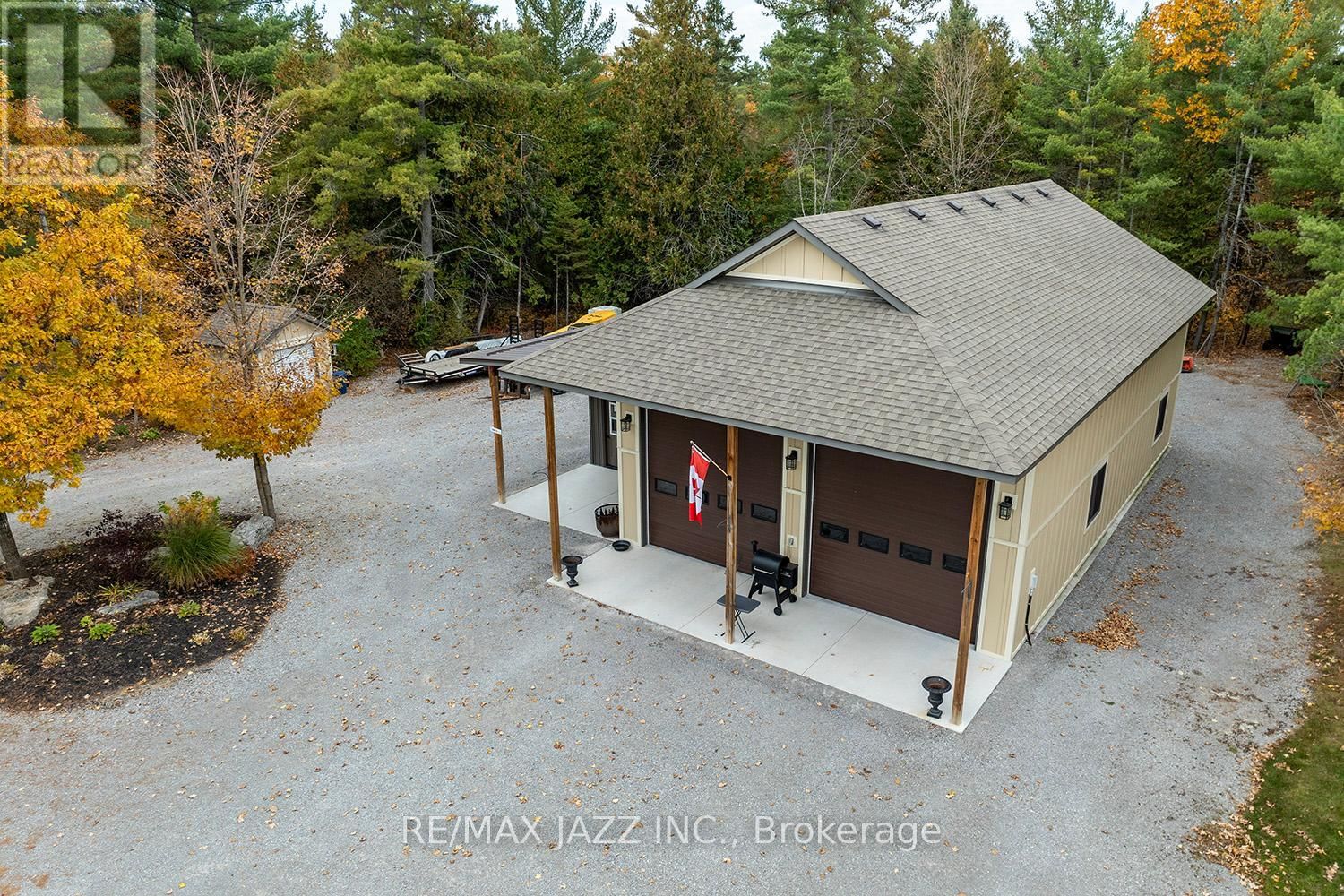 19 LEDGE ROAD Image 20
