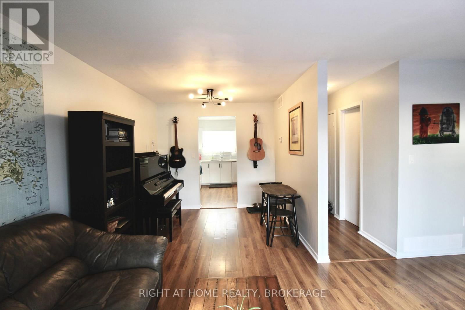 6 - 65 DORCHESTER BOULEVARD Image 7