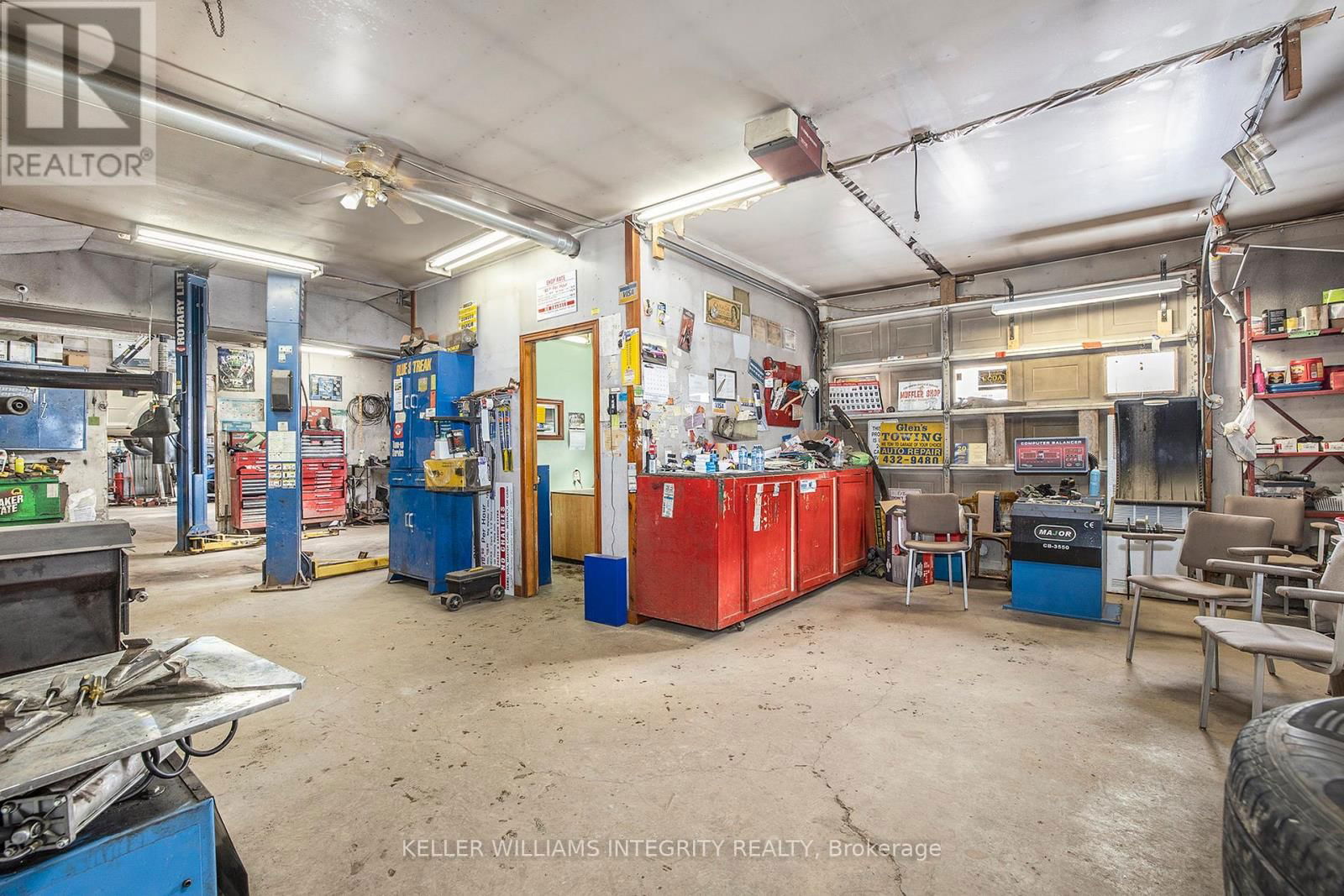 531 WHELAN ROAD SOUTH Image 15