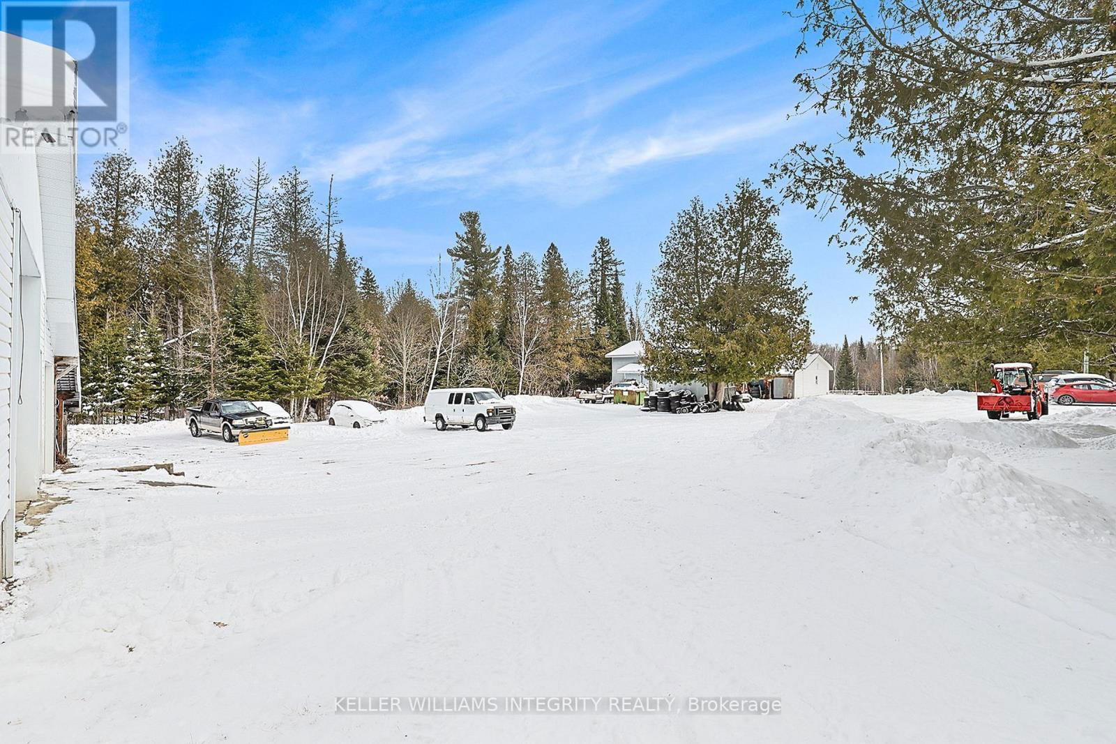 531 WHELAN ROAD SOUTH Image 26