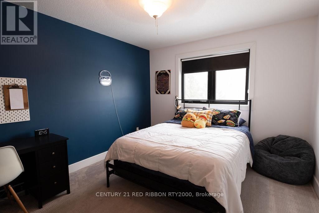 2555 TERRY FOX COURT Image 25