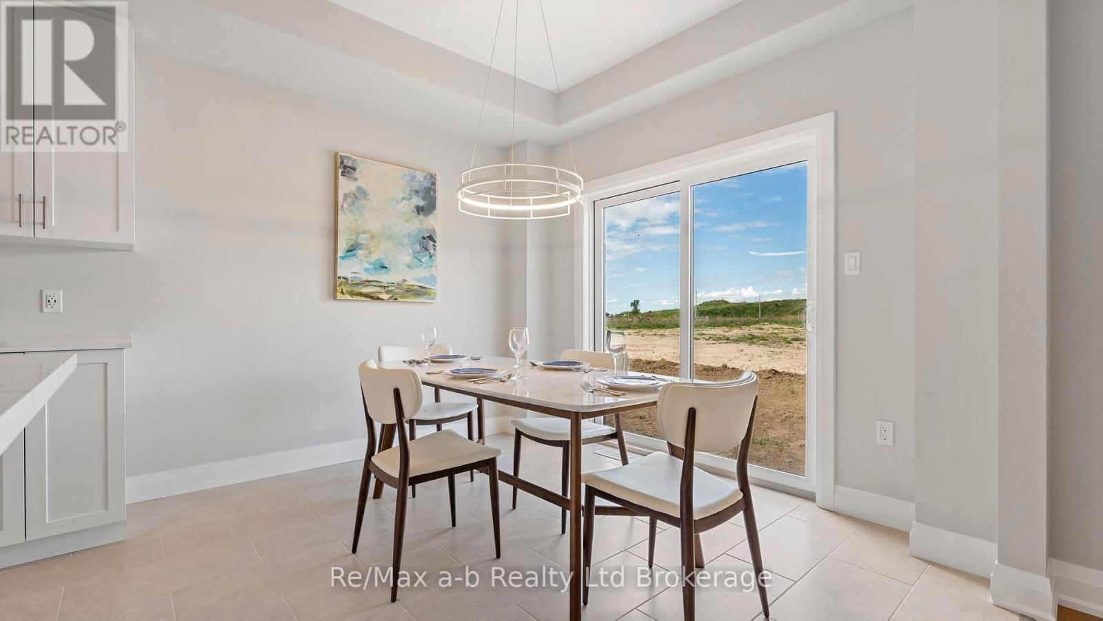 68 CAYLEY STREET Image 13