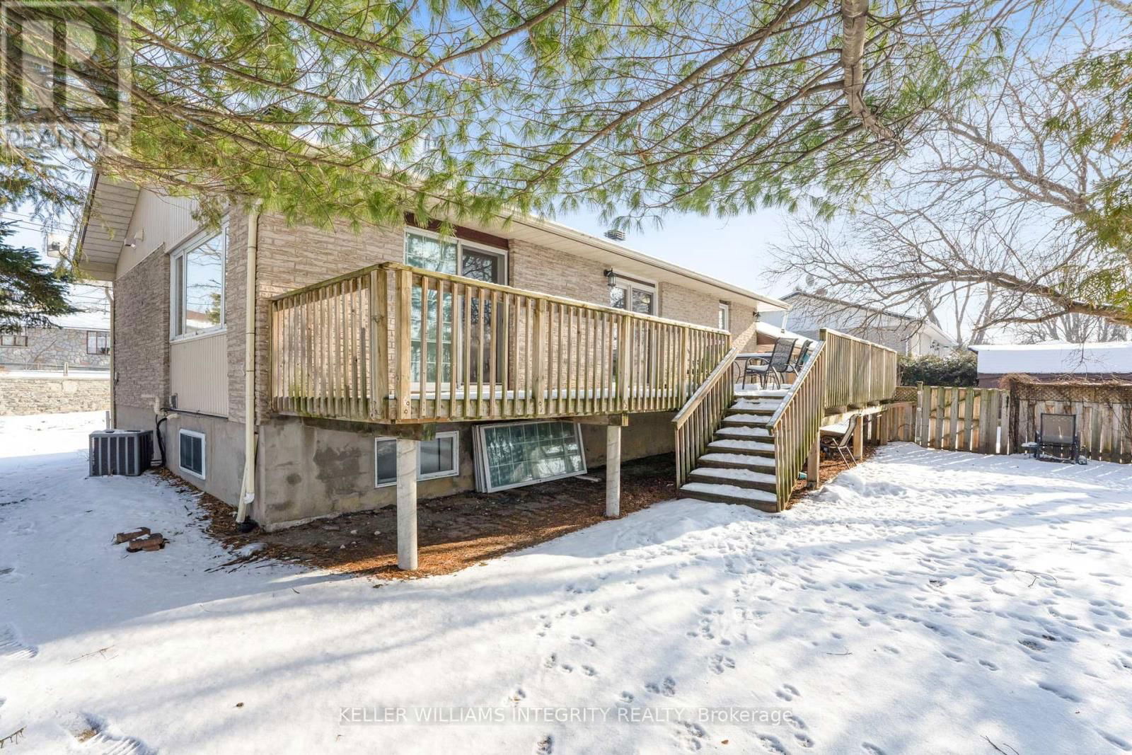 488 LALONDE STREET Image 30