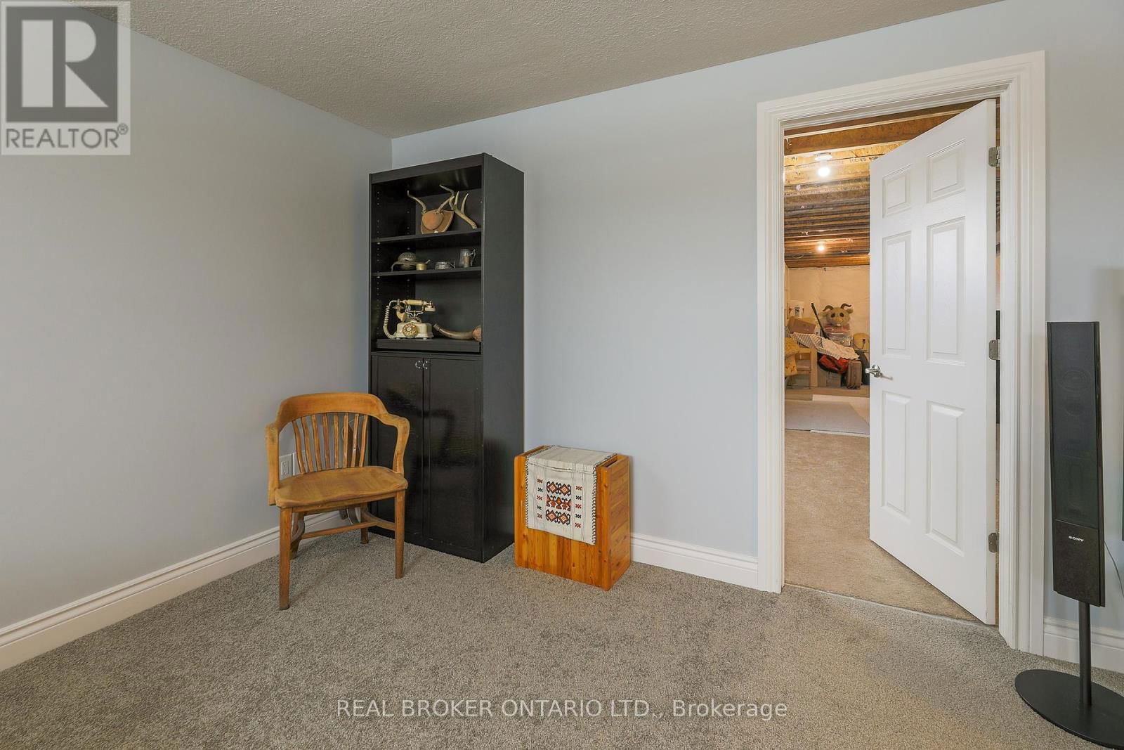 3403 SUMMERBREEZE DRIVE Image 36