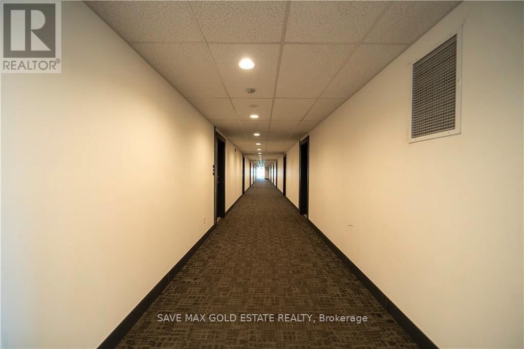 301 - 1 WELLINGTON STREET Image 10