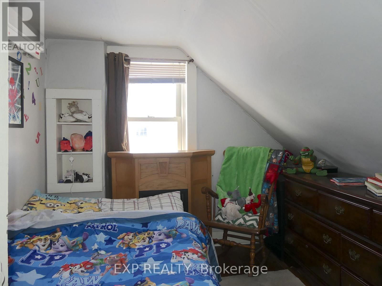 235 RENFREW AVENUE W Image 14