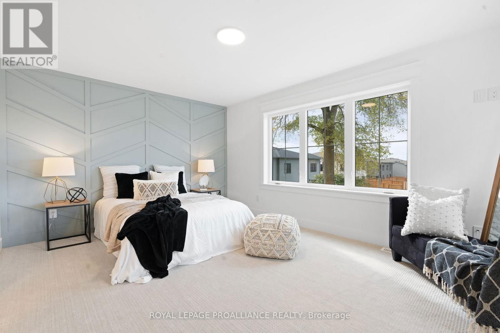 4 HOLLINGSWORTH STREET Image 22