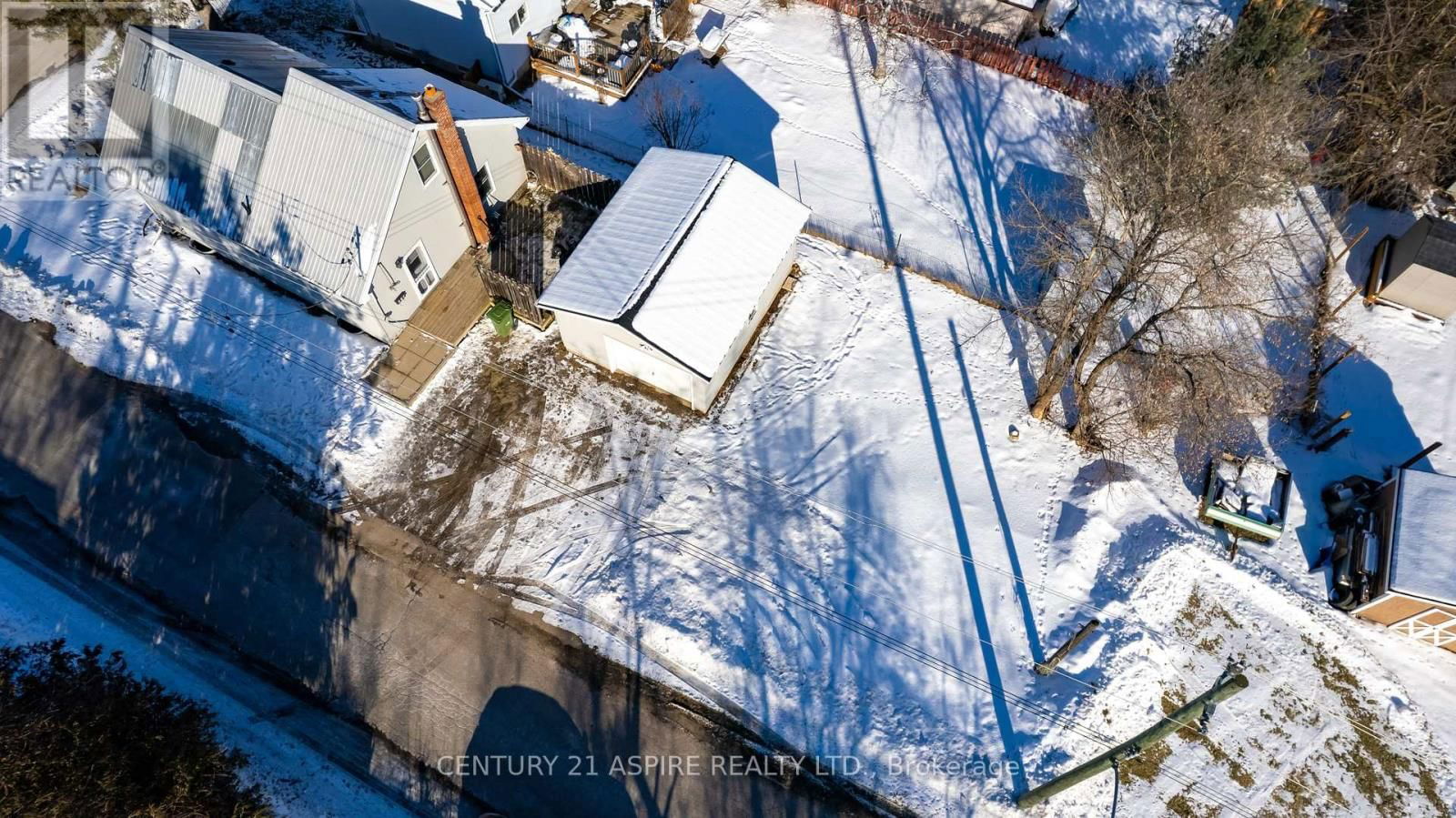 519 NORMAN STREET Image 9