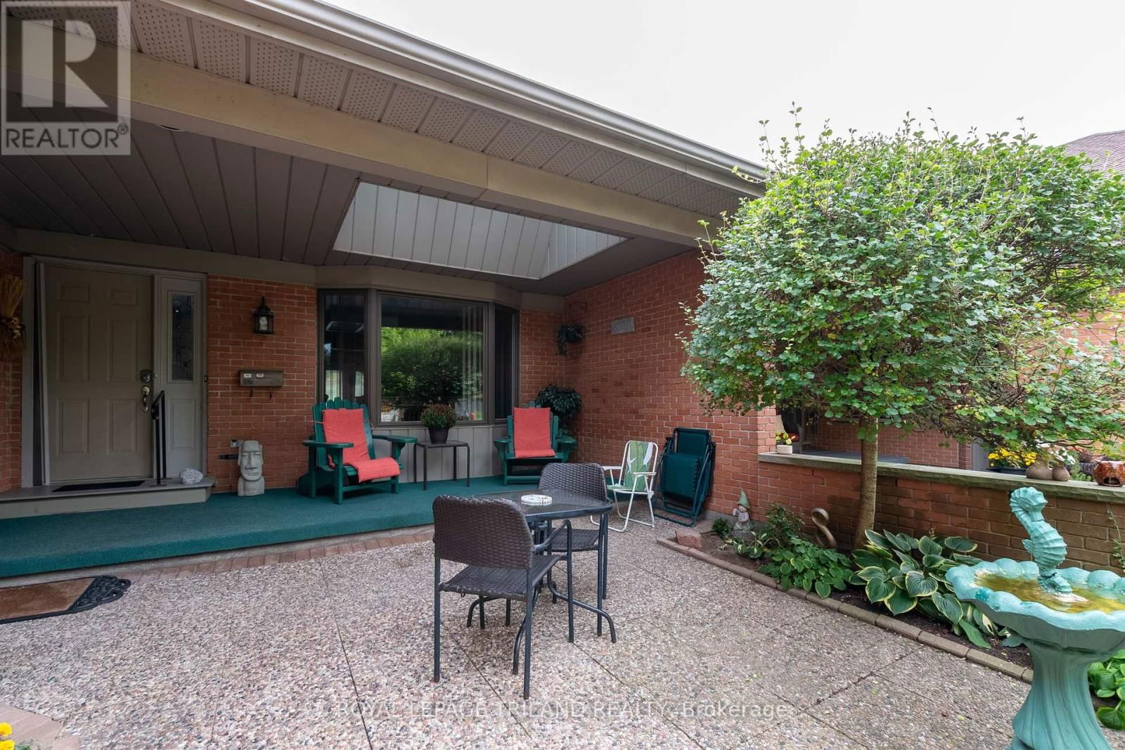 19 - 40 QUINELLA DRIVE Image 4