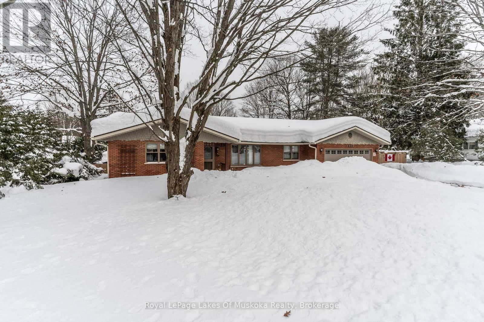 840 MUSKOKA BEACH ROAD Image 1