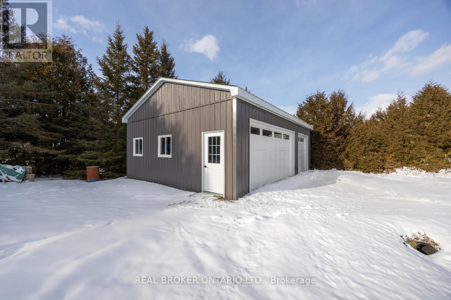 7319 CAVAN ROAD Image 35