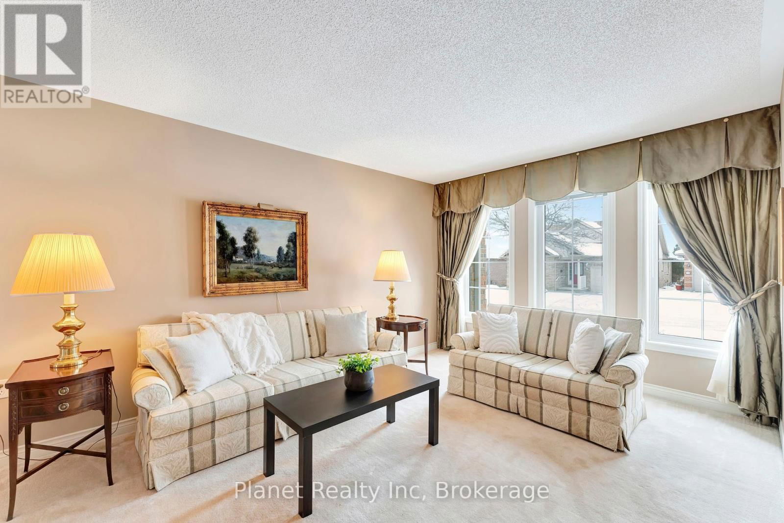 41 ARBORDALE WALK Image 10