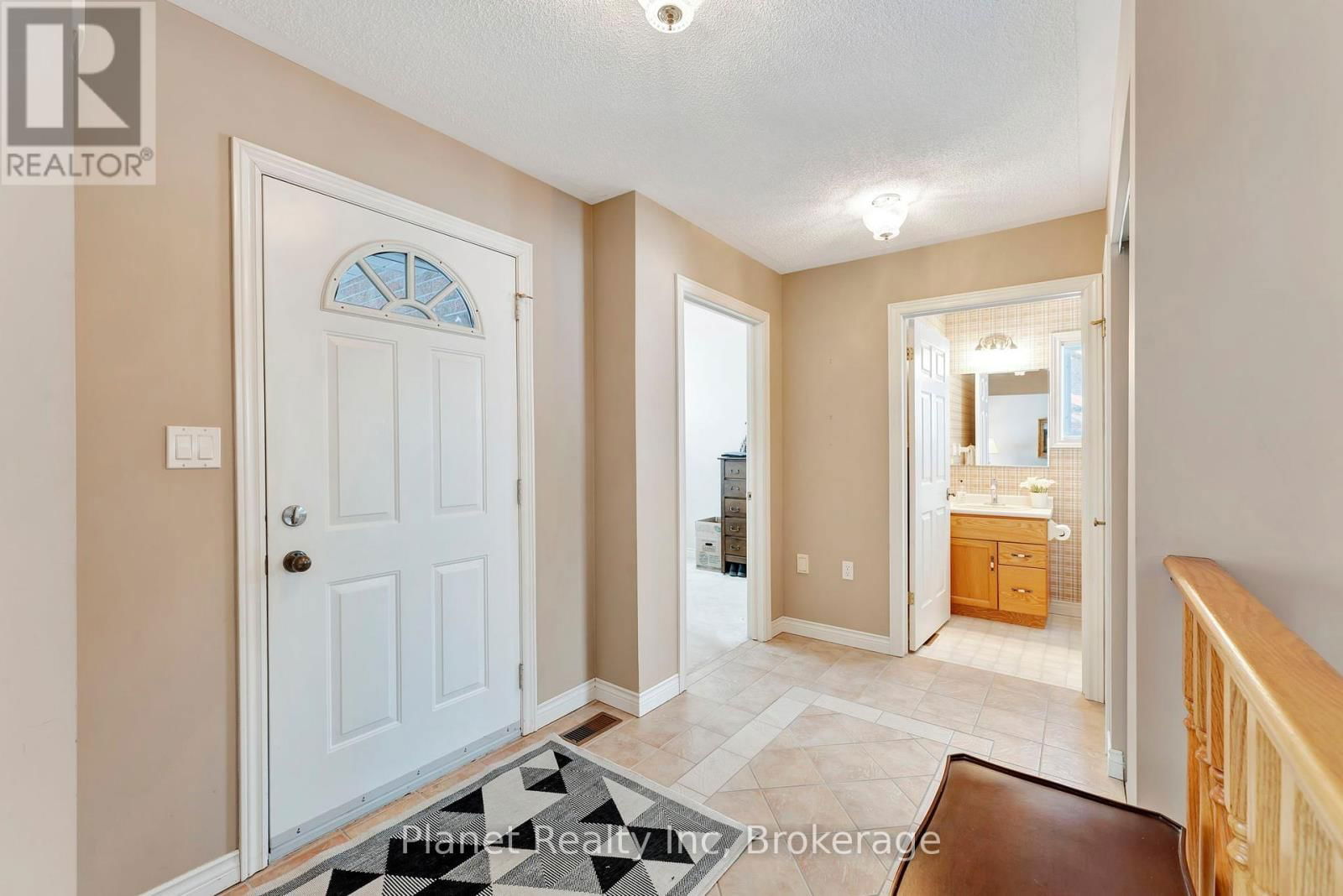 41 ARBORDALE WALK Image 4
